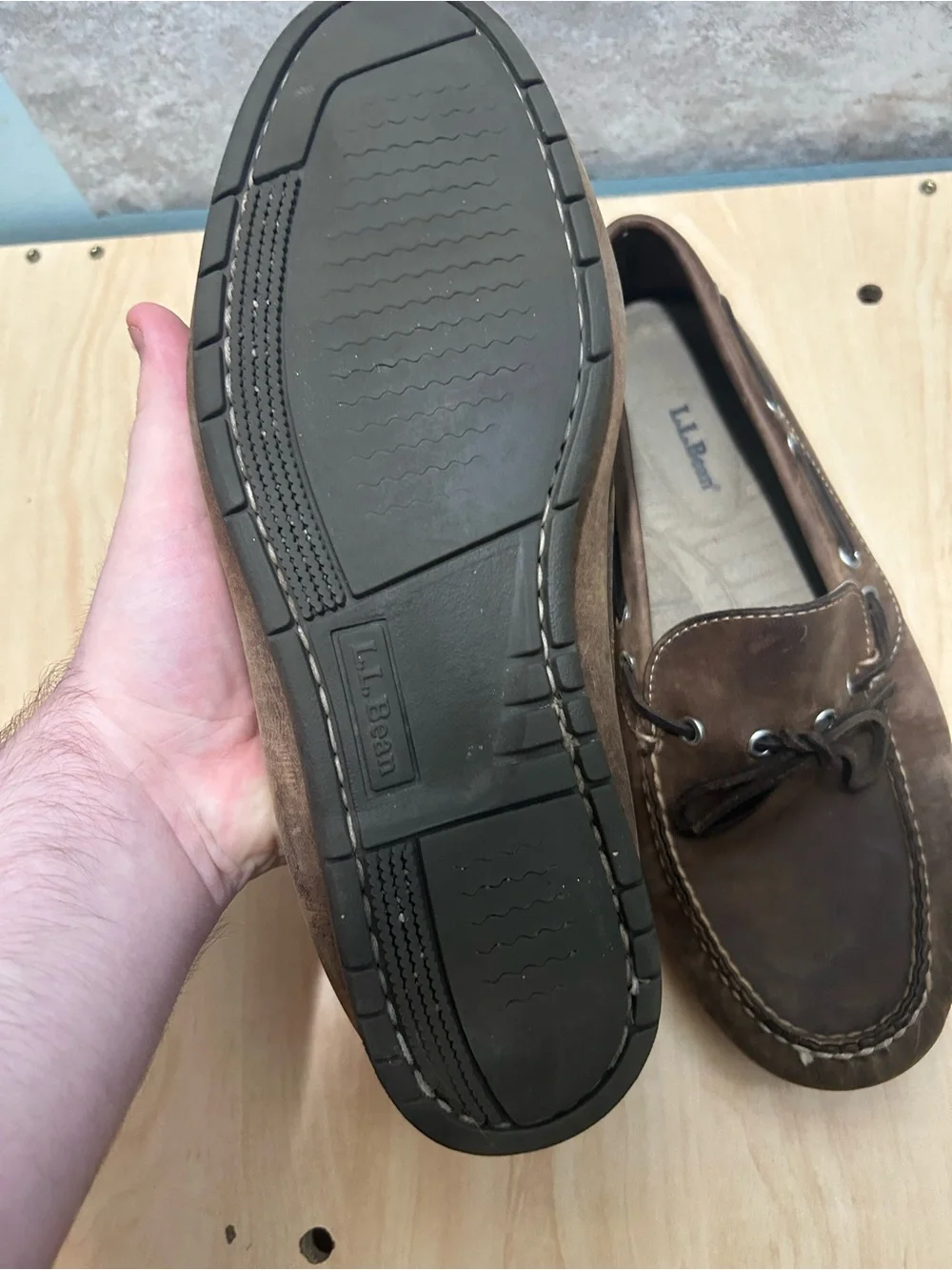 L.L.Bean brown leather handsewn moccasins men’s size 9.5